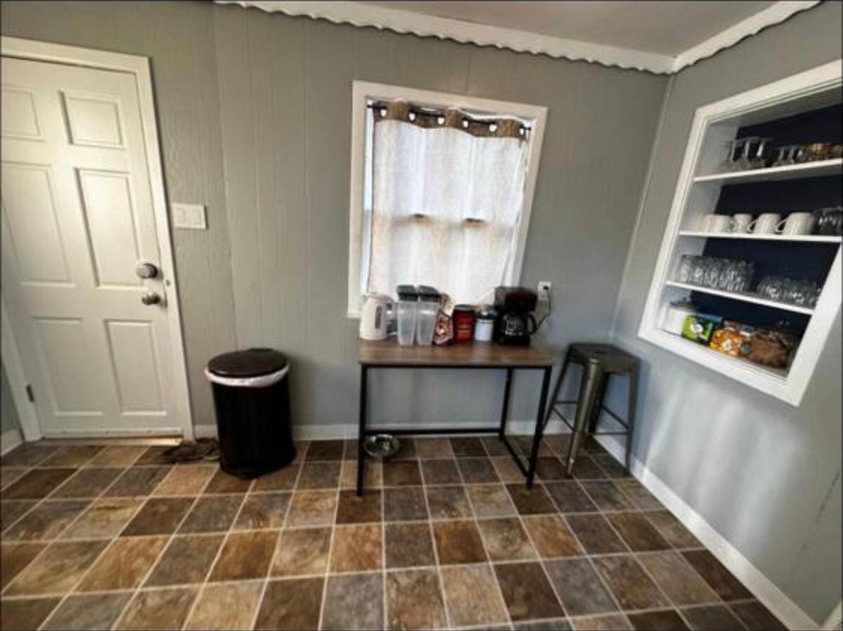 Tacoma Homestay- With Breakfast Included-Private Room Exterior photo