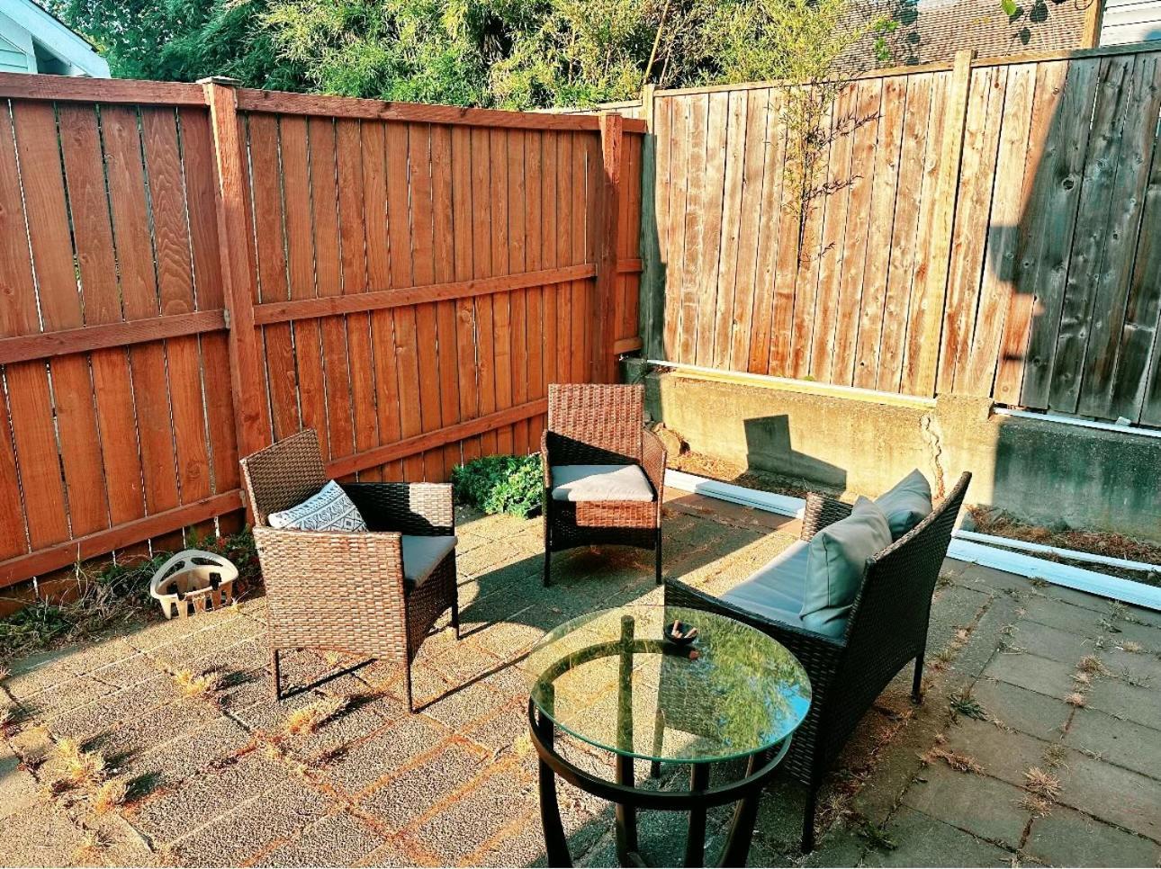 Tacoma Homestay- With Breakfast Included-Private Room Exterior photo